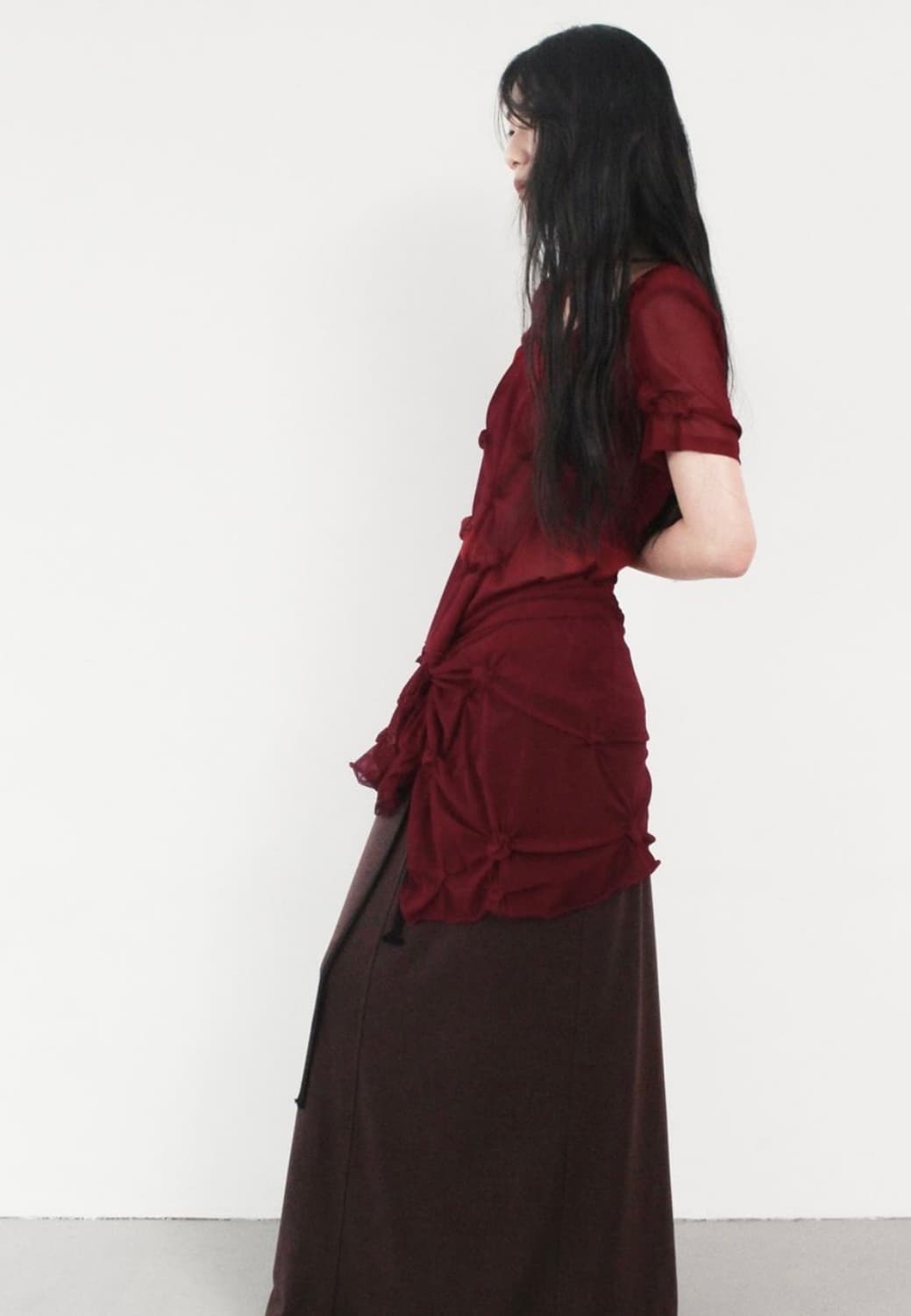 카셀 MESH DOT SHIRRED T-SHIRT, RED 상품이미지2