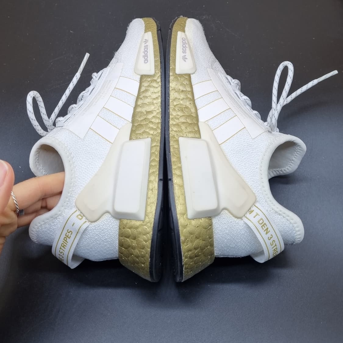 아디다스 NMD 골드 여성운동화230  상품이미지5