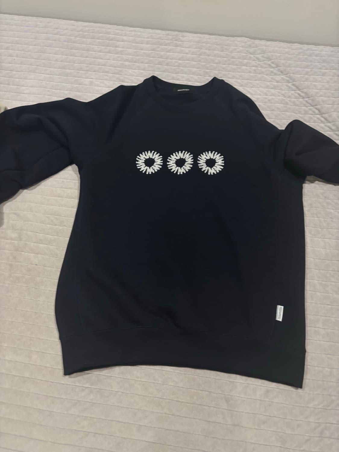 999휴머니티 EVD MTM(맨투맨) 상품이미지1