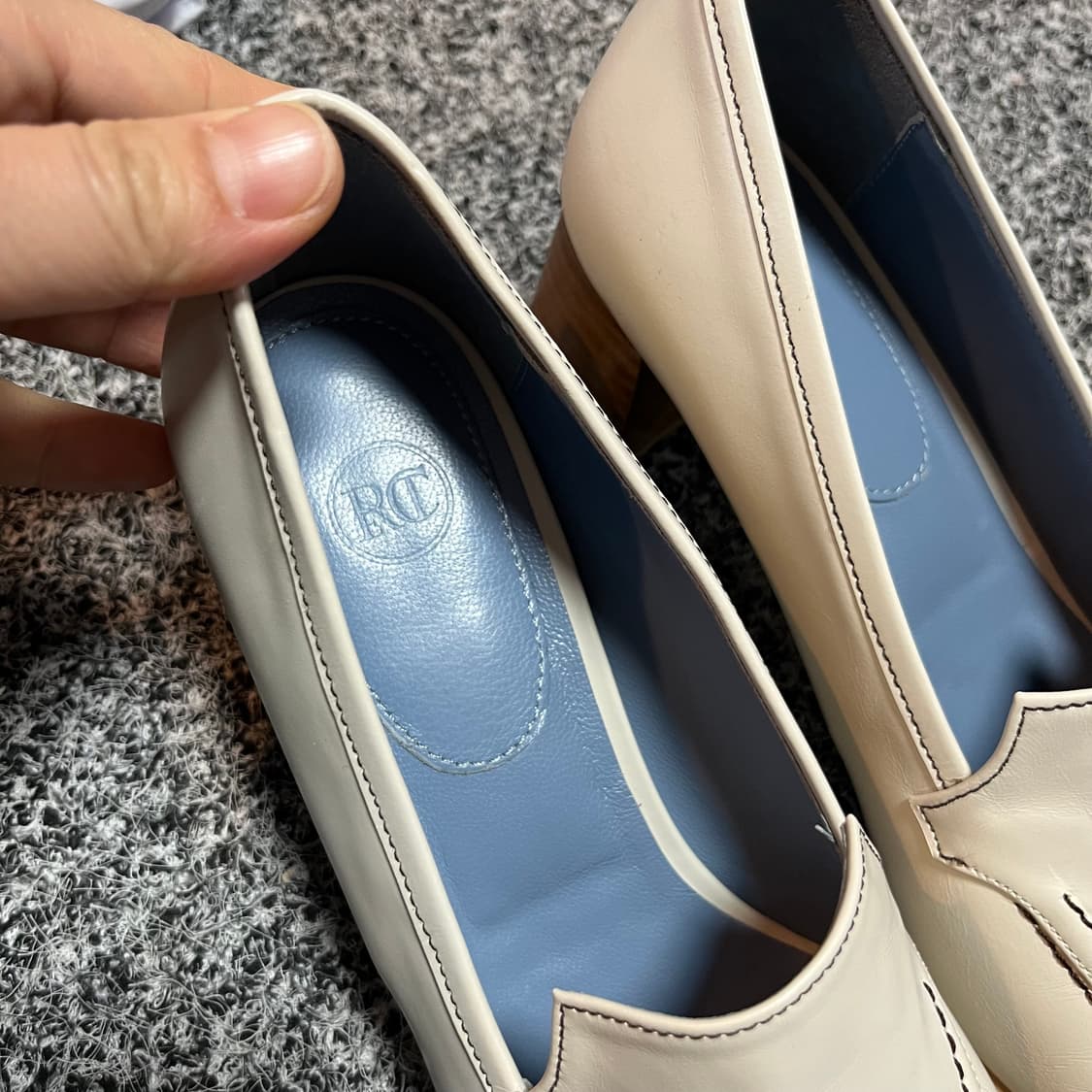 렉토 RECTO 아이보리 로퍼 펌프스 39 상품이미지6