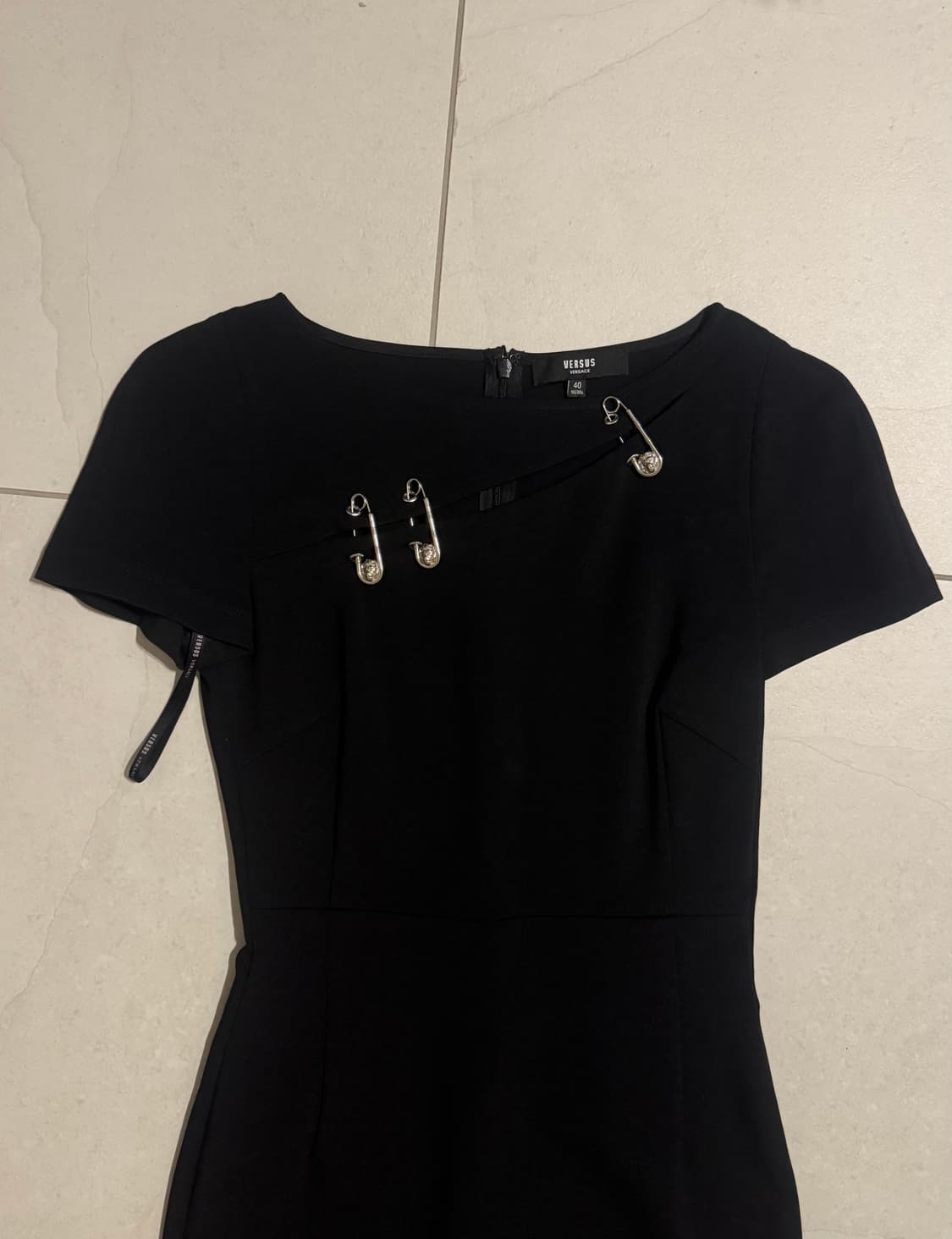 VERUS VERSACE 블랙 슬릿 드레스 상품이미지4