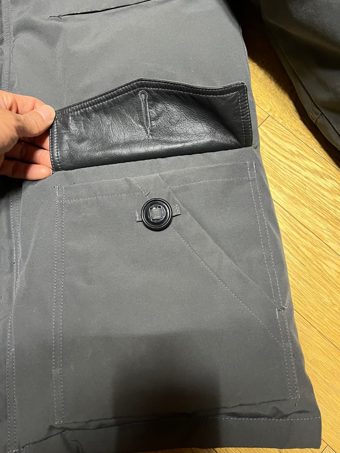 캐나다구스 밴프 파카 패딩 라쿤터 후드 버튼 다운 상품이미지5