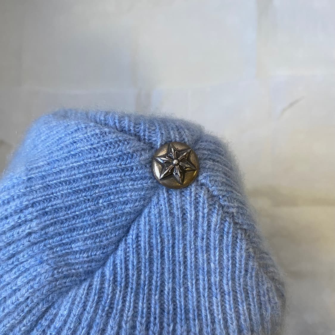 [Free] 크롬하츠 빅 대디 캐시미어 비니 라이트 블루 화이트 상품이미지3