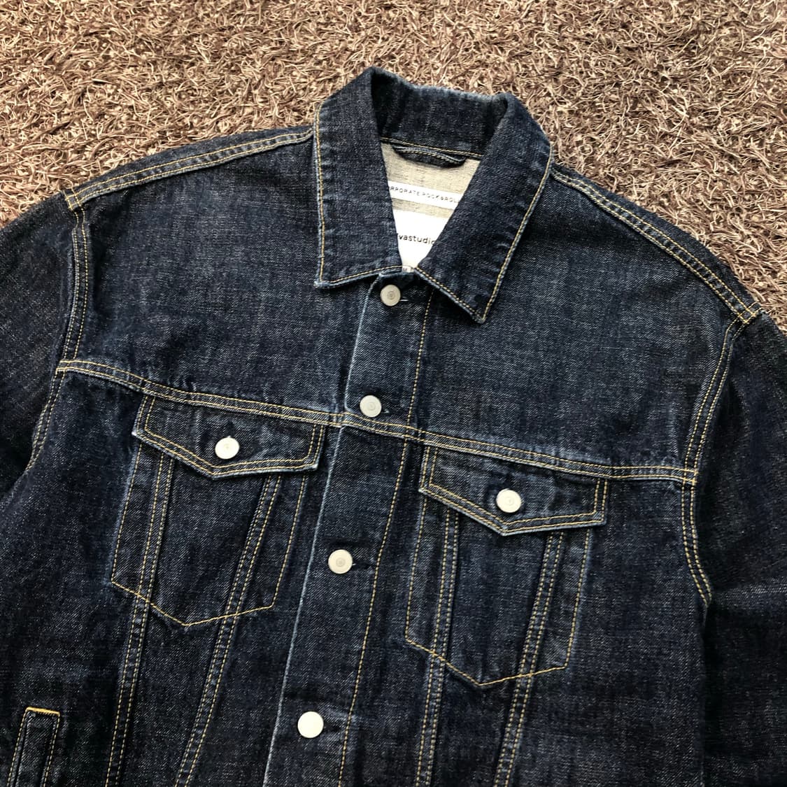 비바스튜디오 워싱 데님 트러커 자켓 상품이미지2