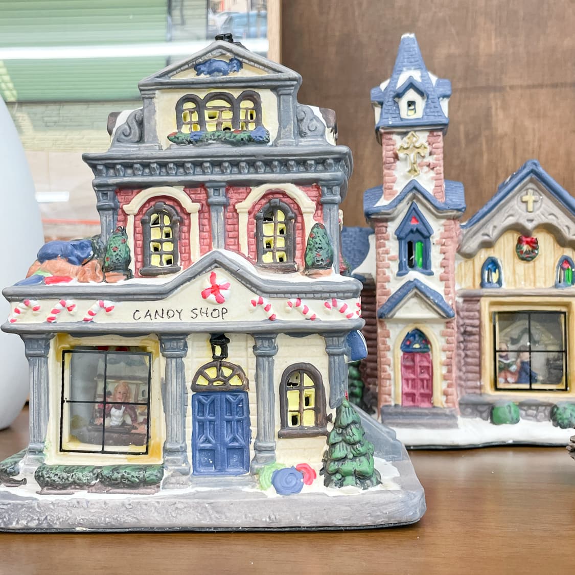 Vintage Holliday Collection Porcelain Candy Shop Lamp - SLOWBOWLS 상품이미지3