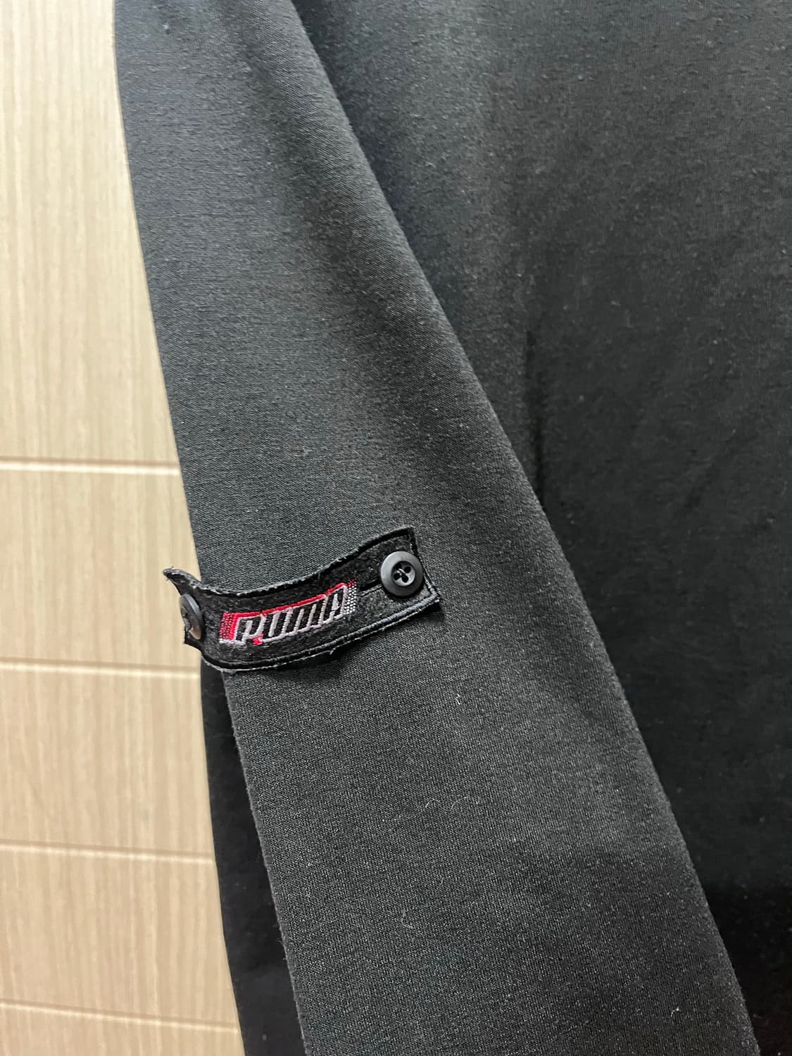 푸마 맨투맨 M사이즈 블랙 상품이미지3