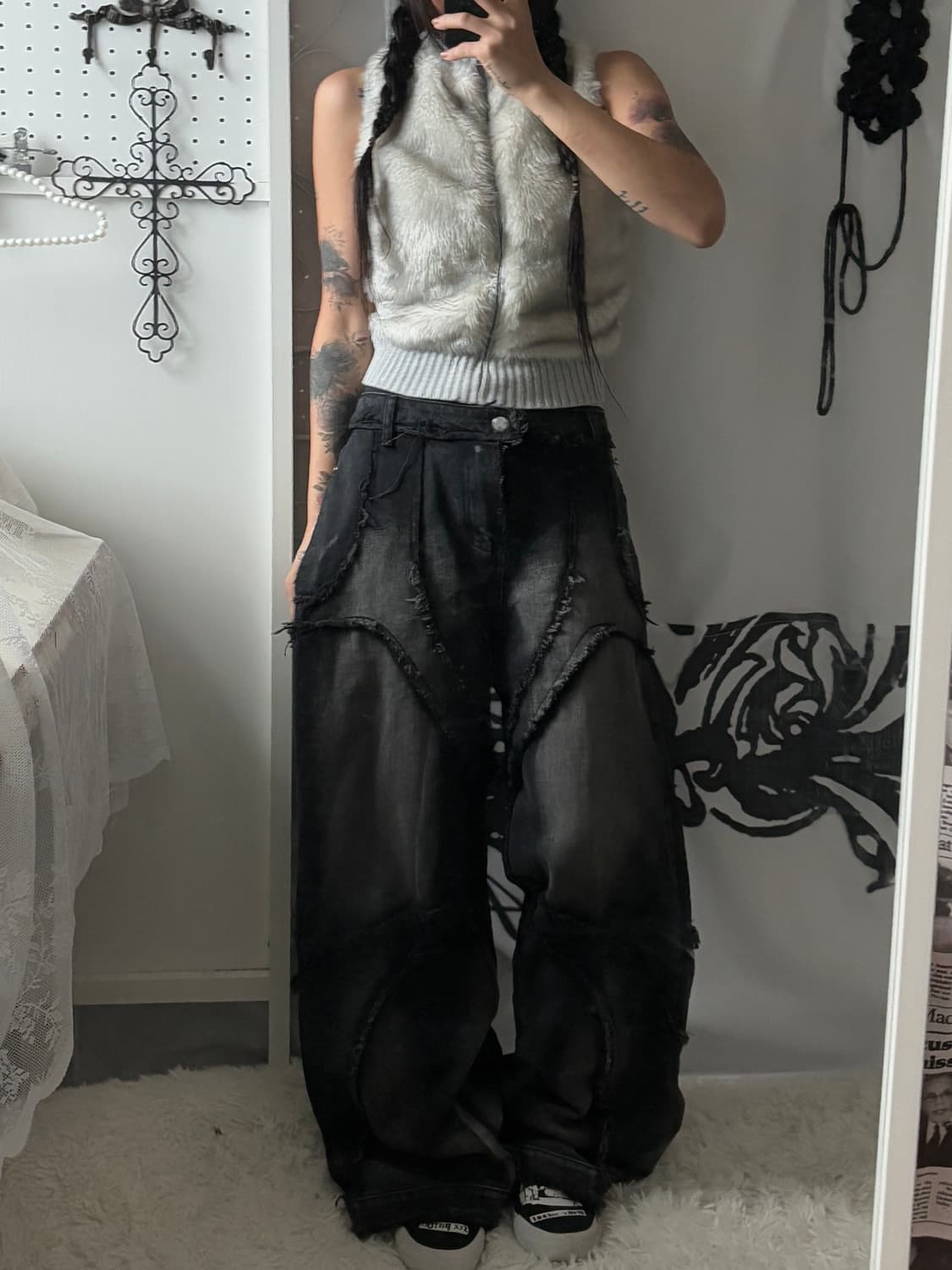• Grey Fake Fur Sleeveless Zip-Up 상품이미지6