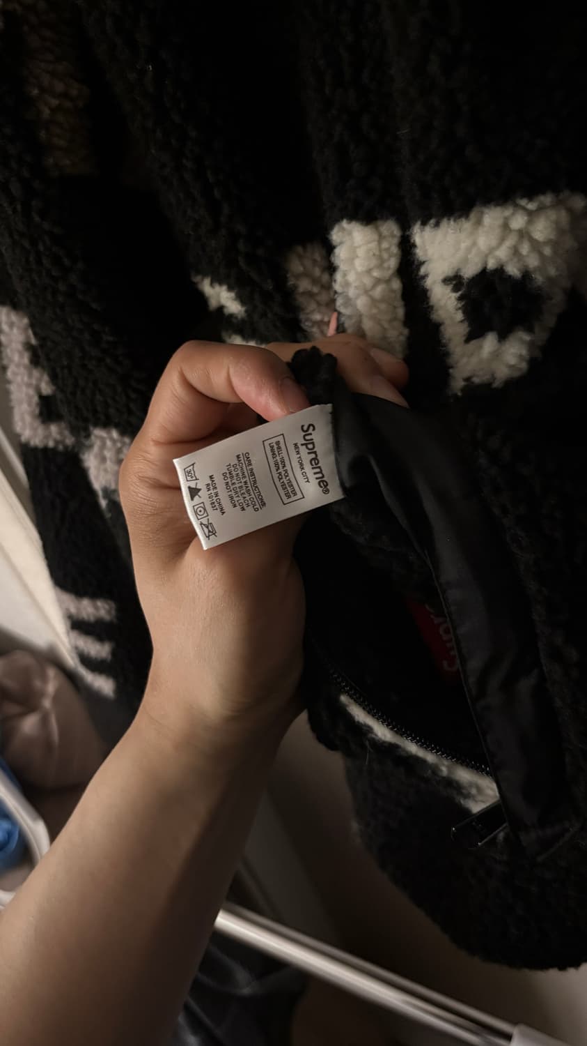 [L]슈프림 리버시블 로고 플리스 자켓 블랙 - 18FW 상품이미지4