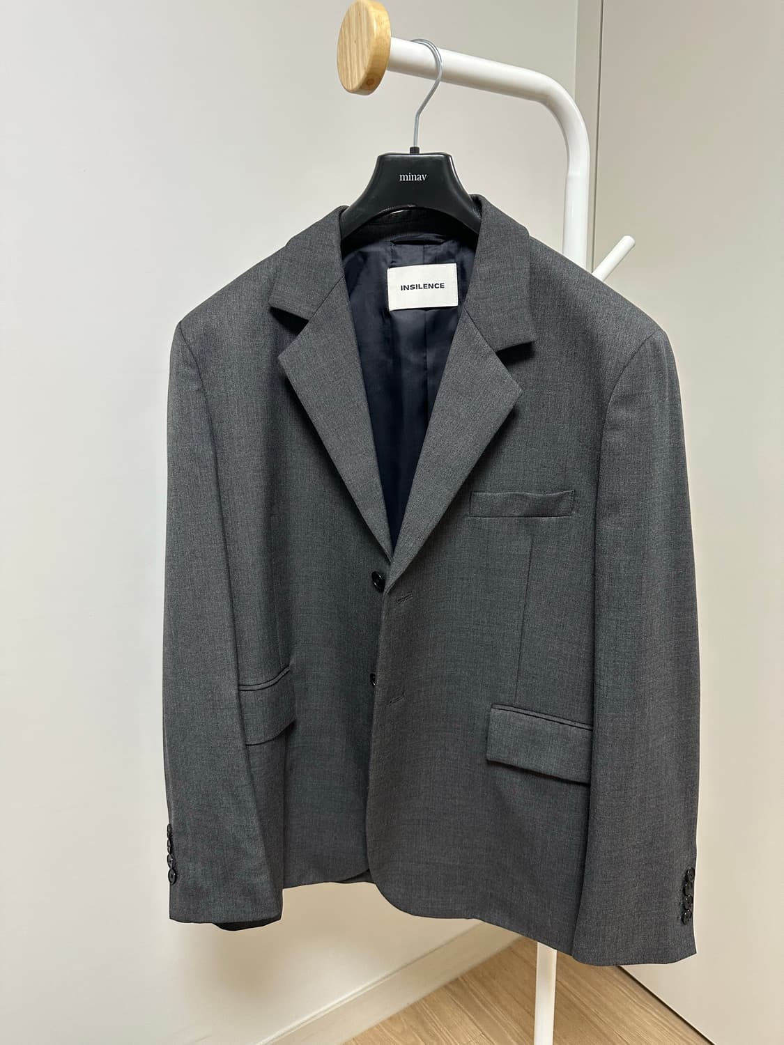 인사일런스 오버사이즈 울 블레이저(Dark grey) (M) 상품이미지4