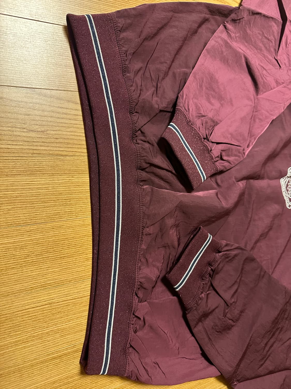 마르디 메르크디 나일론 맨투맨 상품이미지6