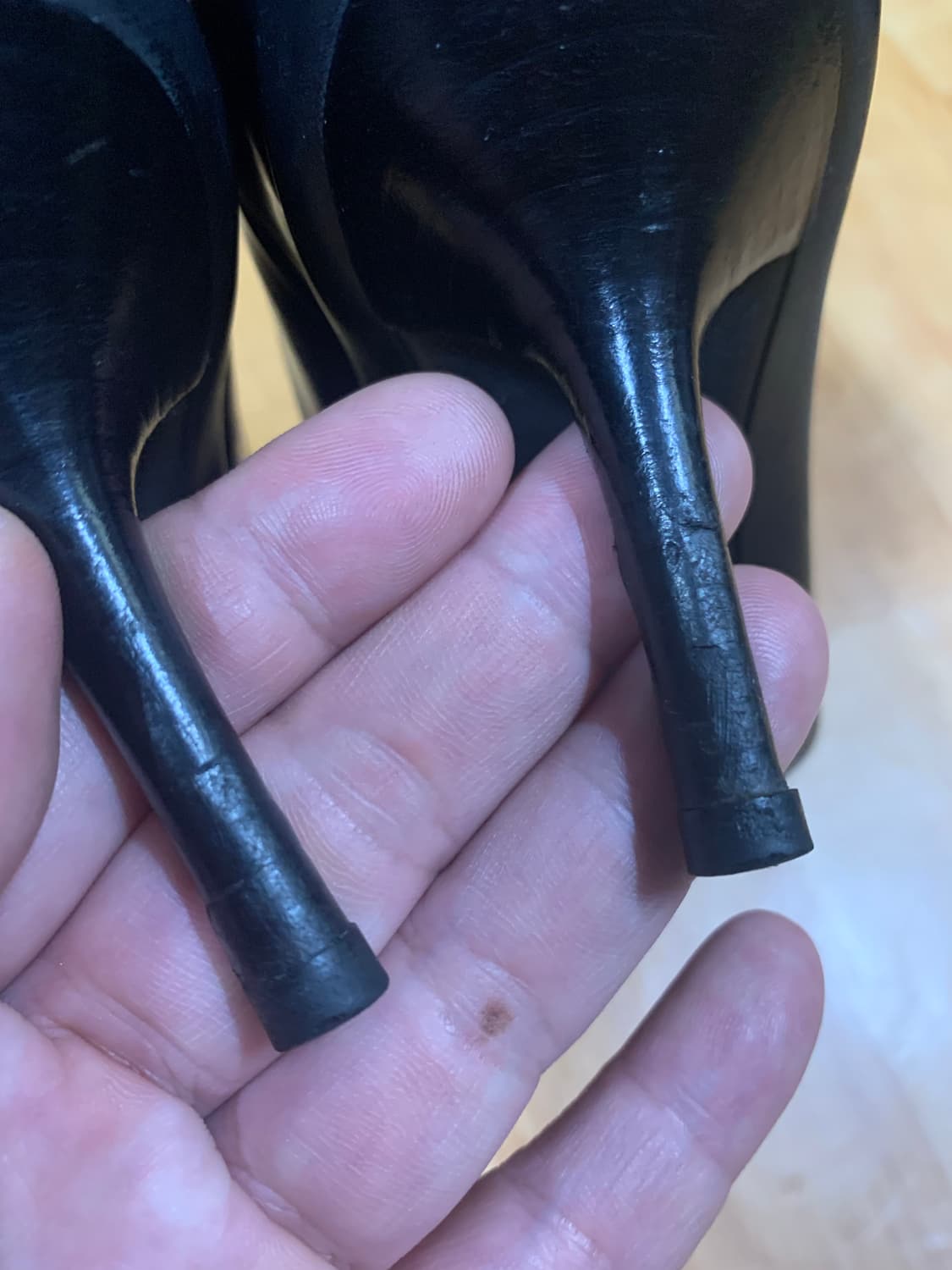 루이비통 로고-플레이 펌프스(35.5 사이즈) 상품이미지6