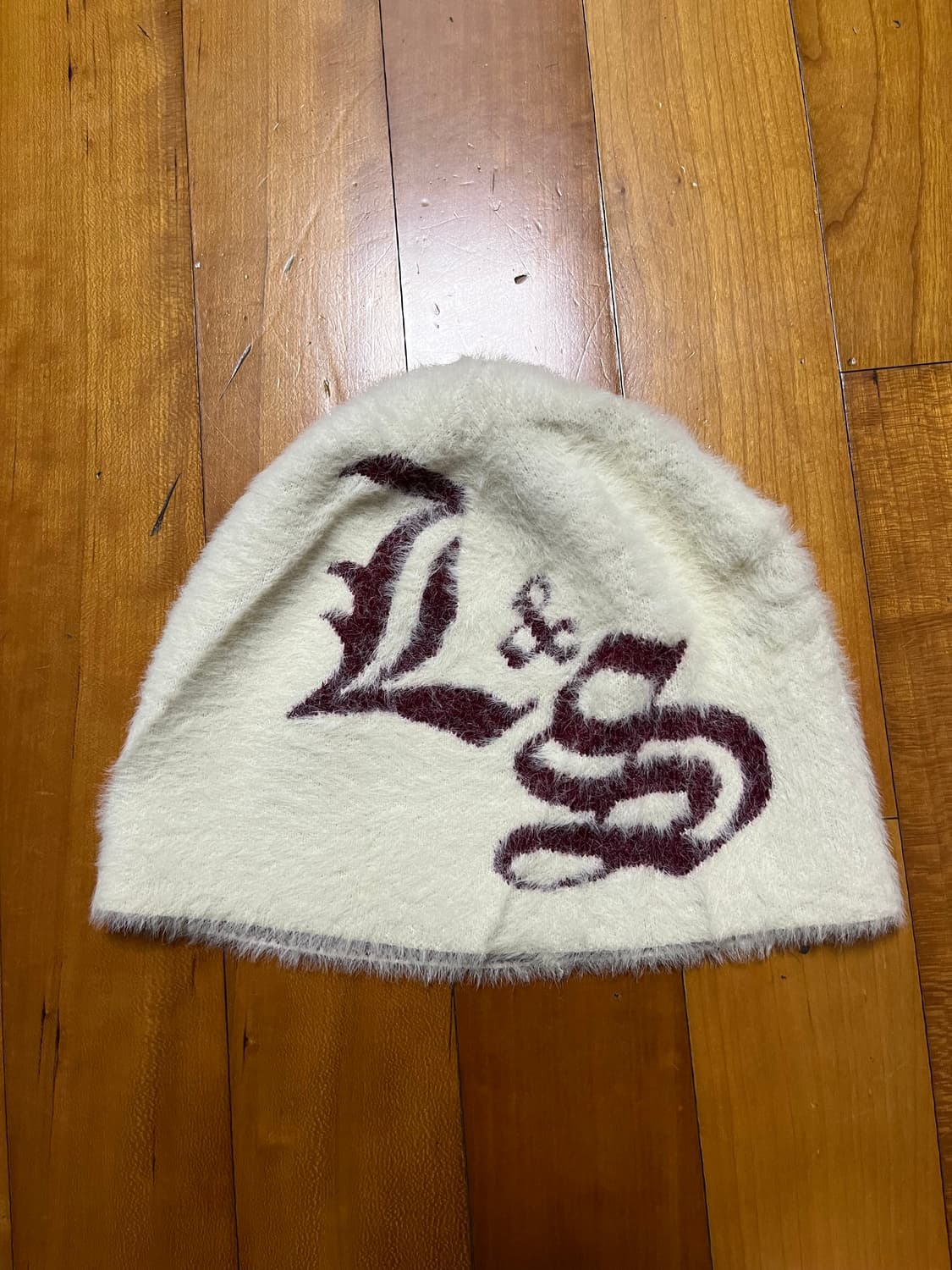 본챔스 L&S 로고 헤어리 니트 비니 아이보리 상품이미지1