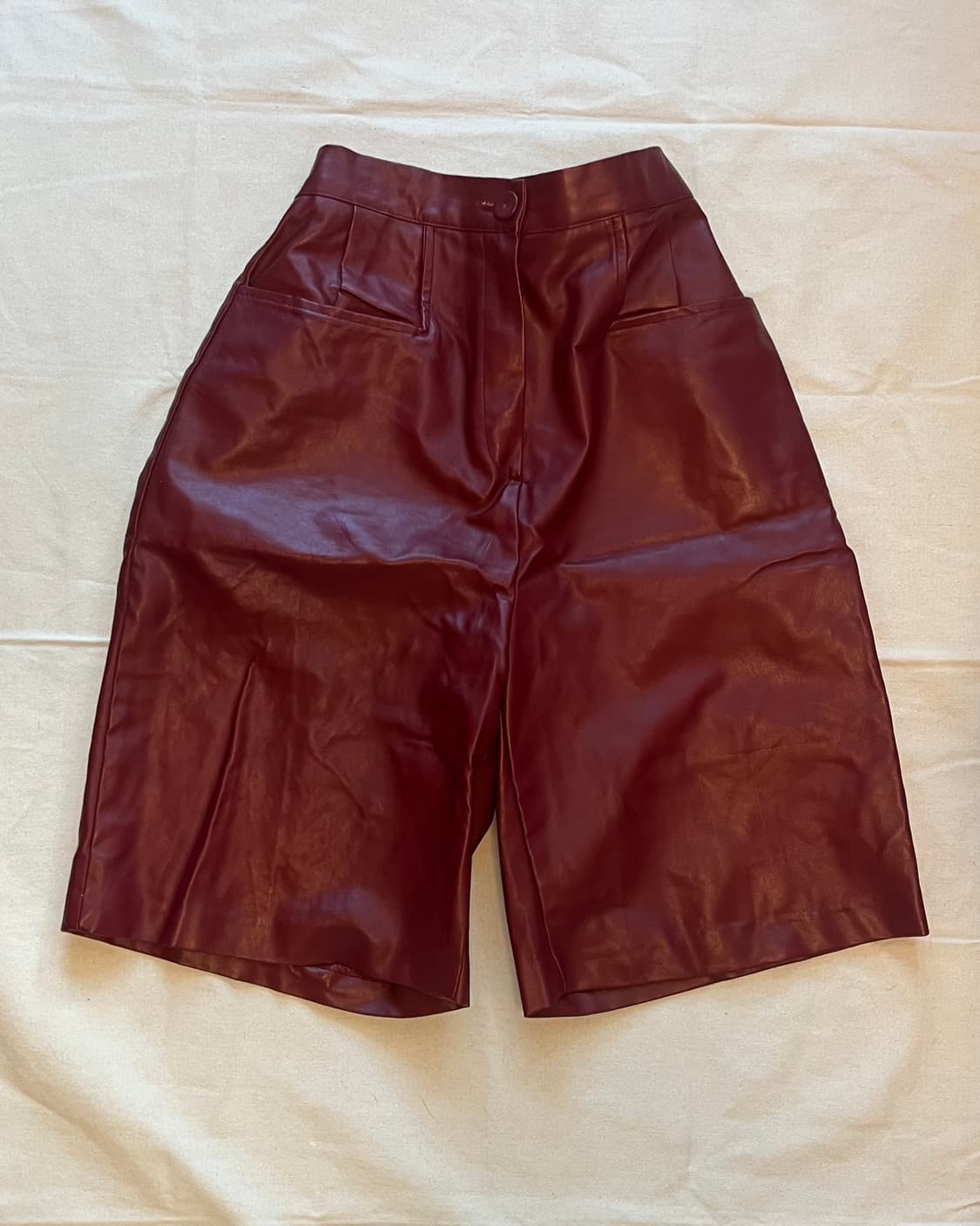 red leather bermuda pants 상품이미지6