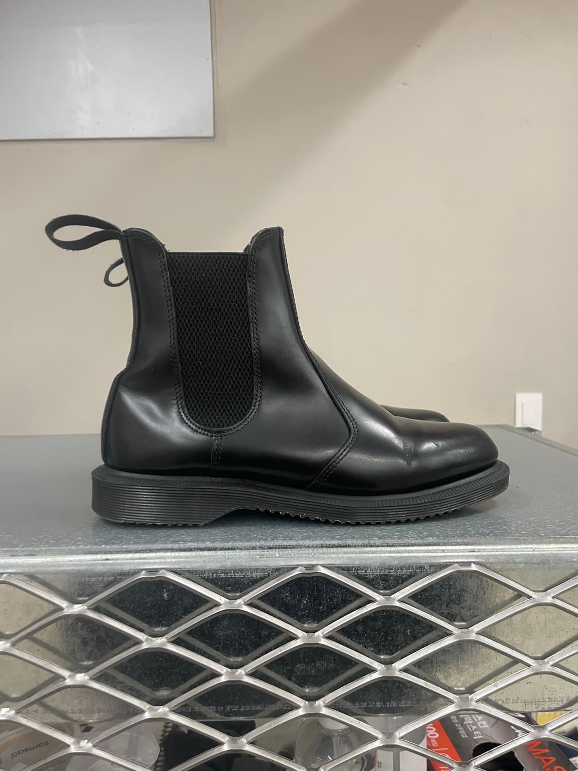 닥터마틴 첼시부츠 플로라 UK4 상품이미지4