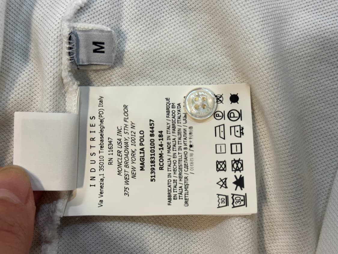 95 정품 몽클레어 감마블루 반팔 팝니다 상품이미지5