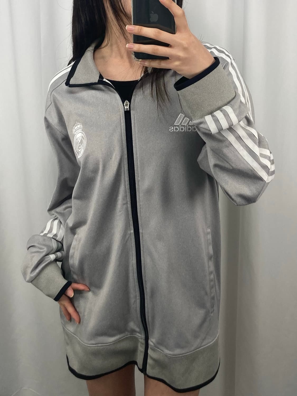 아디다스 레알마드리드 그레이 트랙탑 져지 상품이미지3