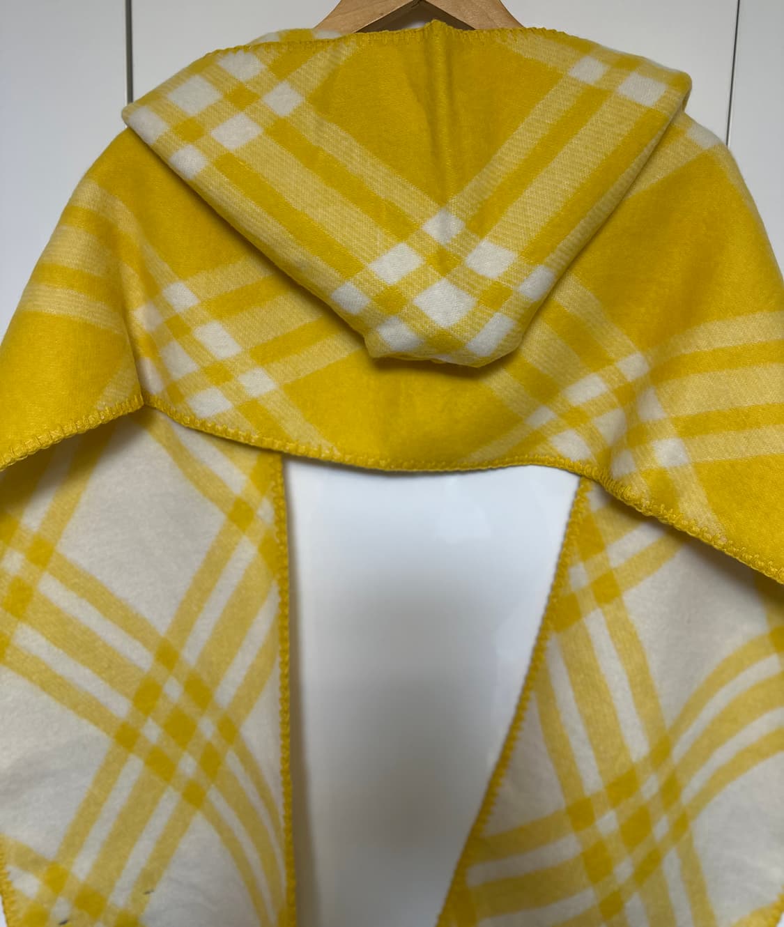 버버리 옐로우 체크 울후드머플러 남여공용 상품이미지5