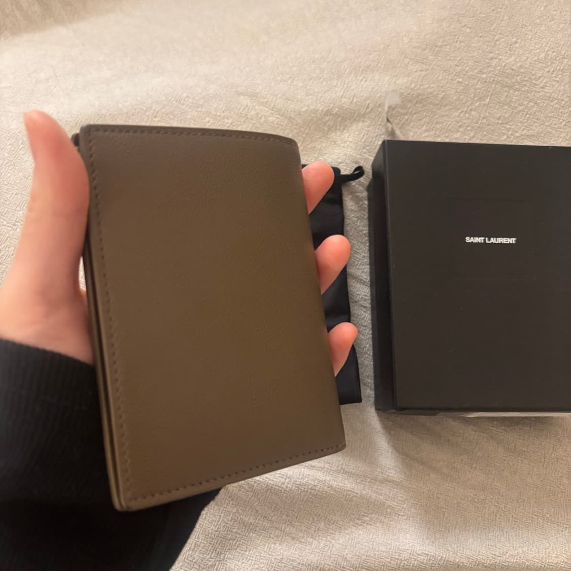 생로랑 남성지갑 상품이미지3