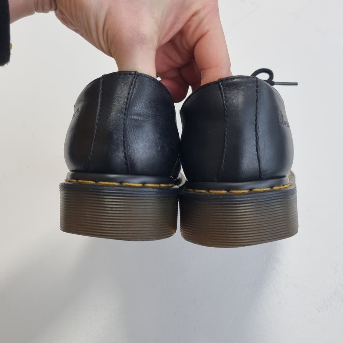 DR.MARTENS 닥터마틴 1461 3홀 블랙 - 250(US7) 상품이미지4