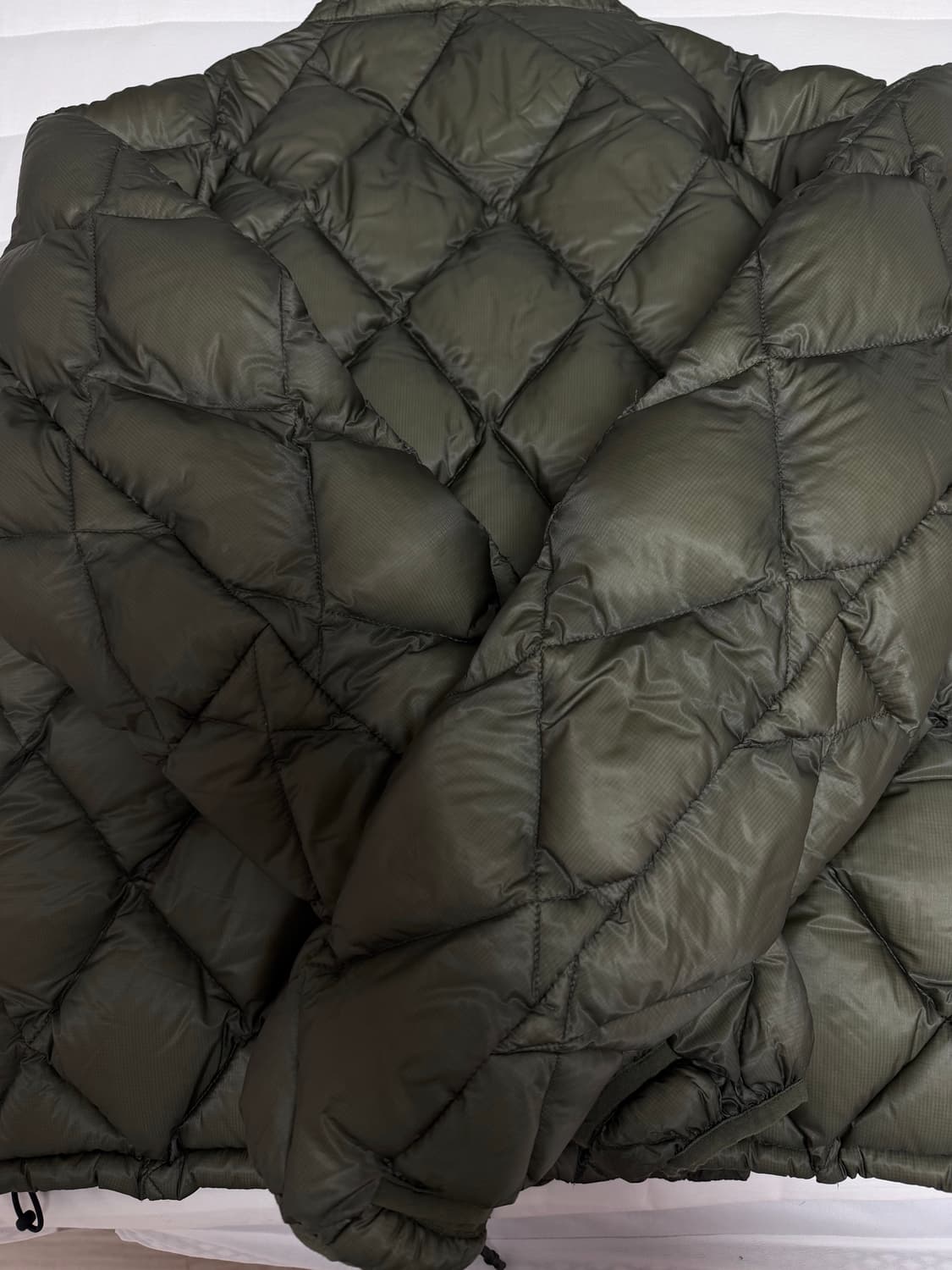 로아 라이트다운 패딩(다크 그린) 상품이미지4