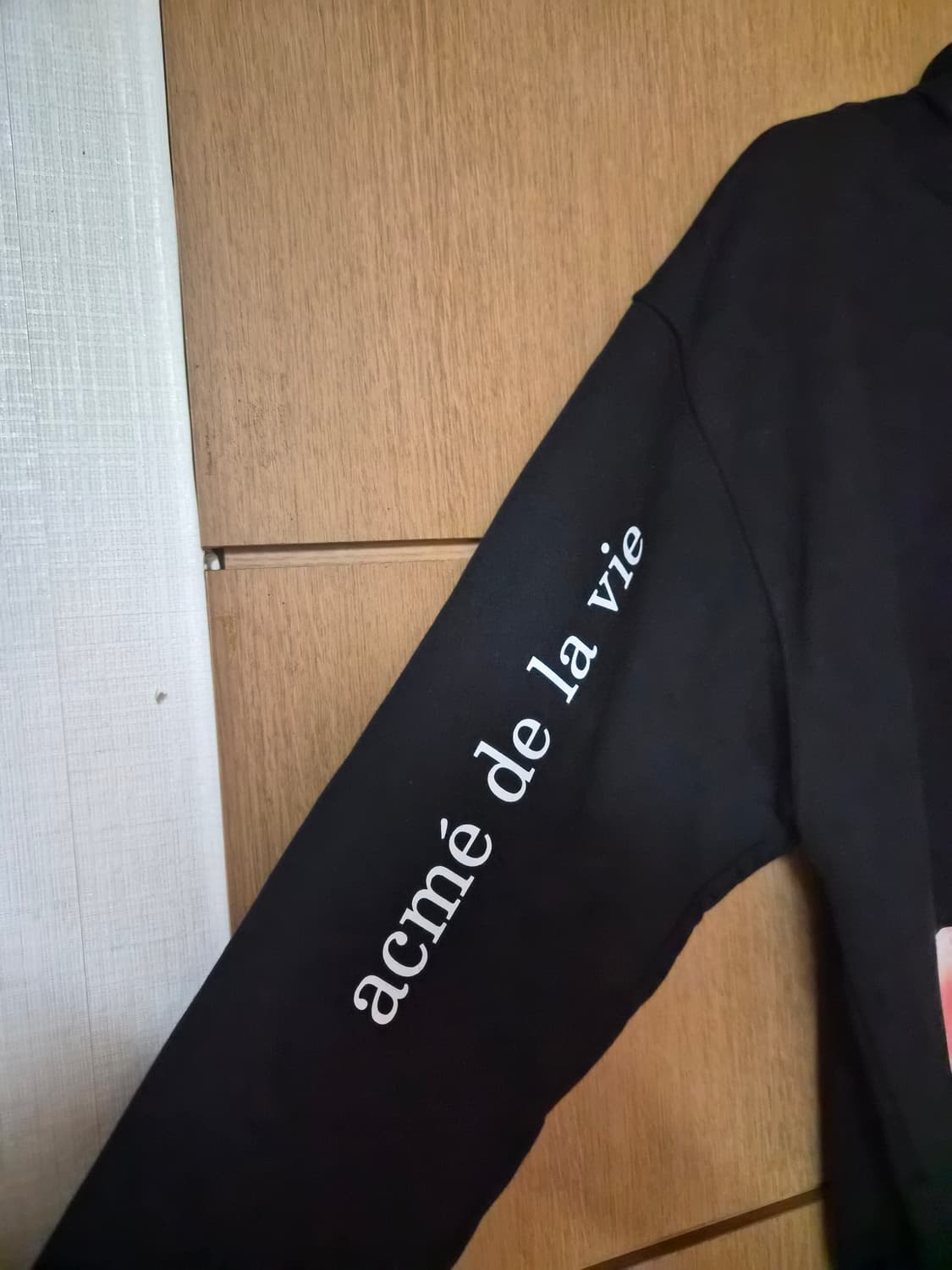 아크메드라비 후드티 상품이미지3