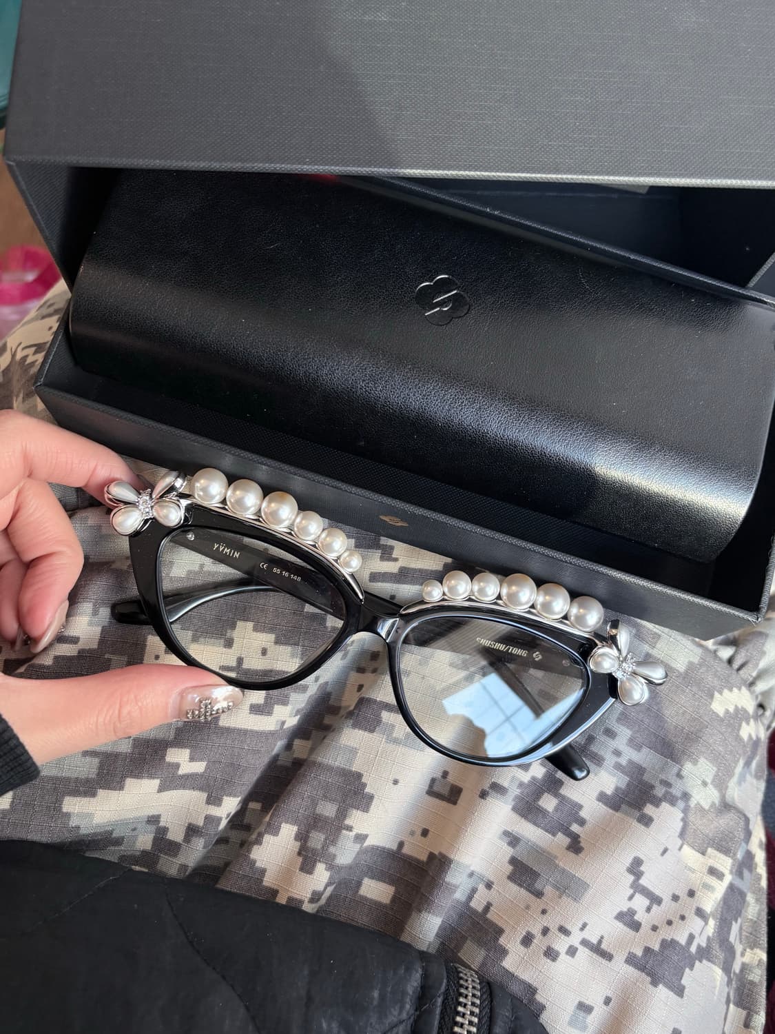 슈슈통 위민 콜라보 안경 상품이미지1