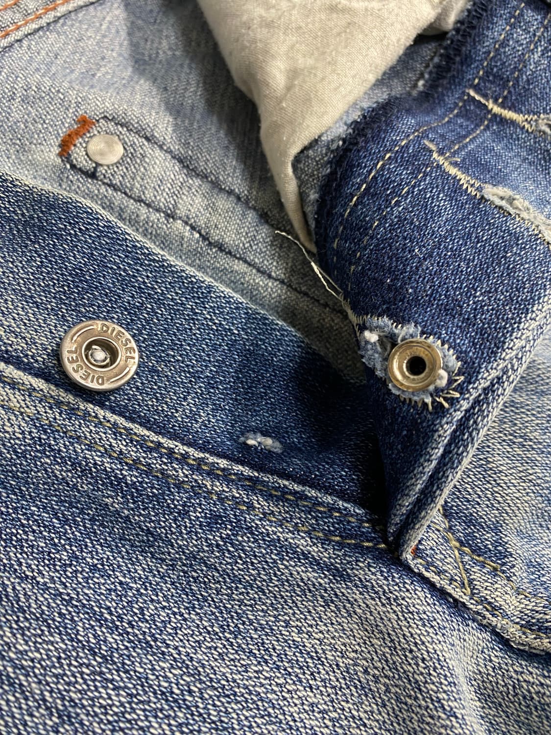 [32] Diesel 디젤 더티워시드 부츠컷 데님팬츠 상품이미지6