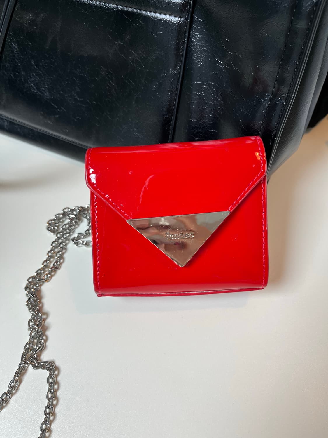 페넥 트라이앵글 마이크로 백 레드  상품이미지1