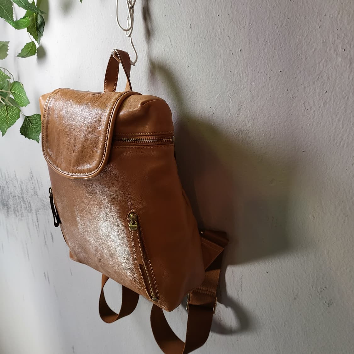 몽삭 올 레더 백팩 상품이미지4