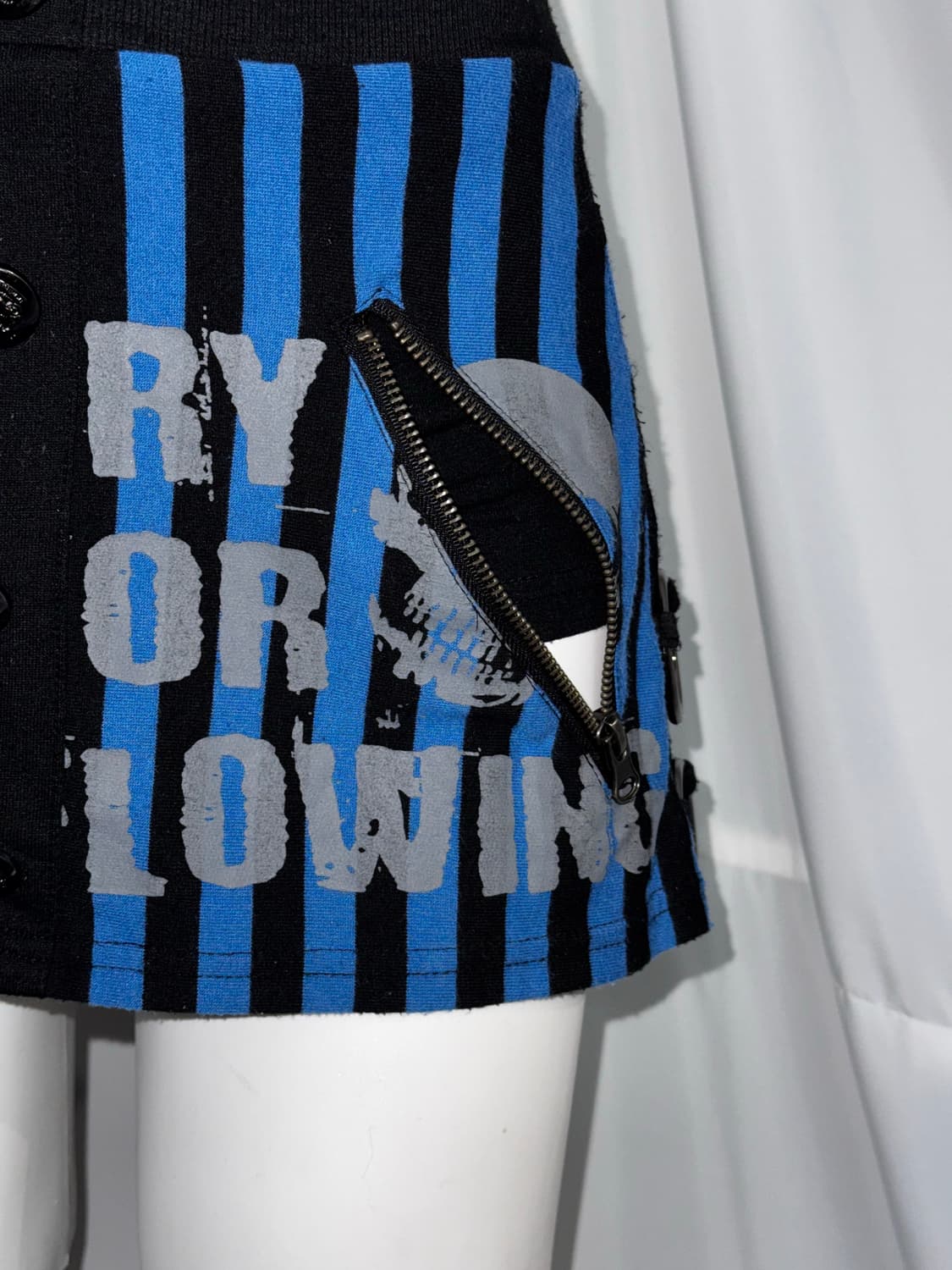 캐캐체 아무사복깔 키치펑크 블루 스트라이프 코디세트  상품이미지3