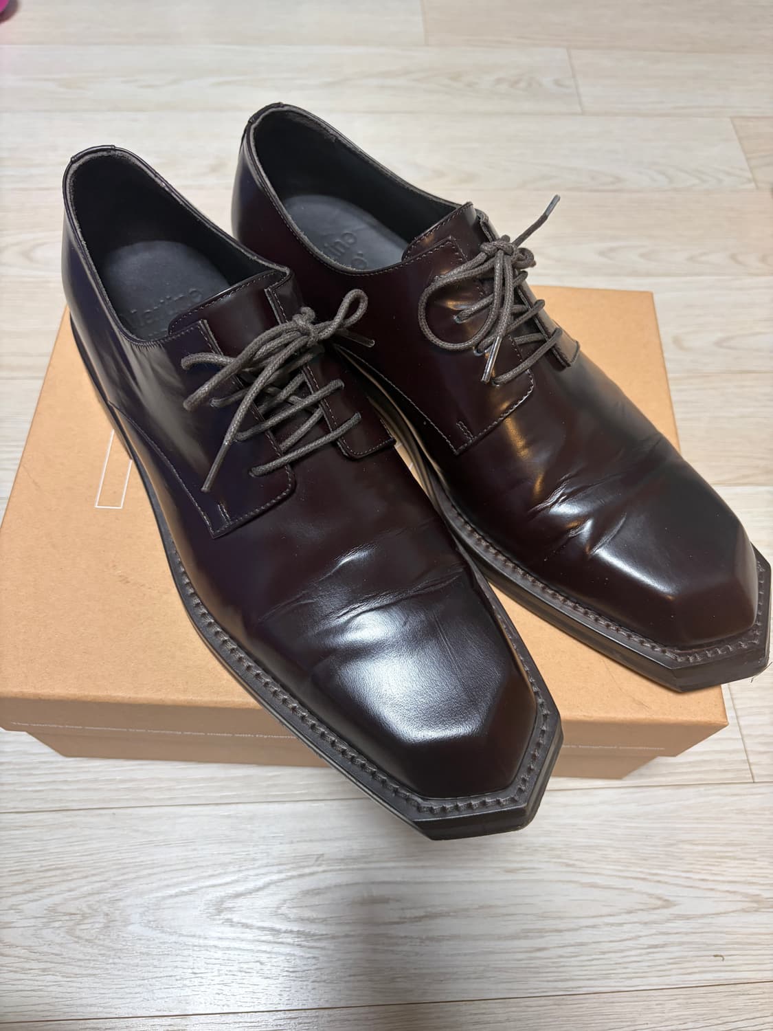 마틴로즈 치즐토 더비(2회실착, 40사이즈) 상품이미지1