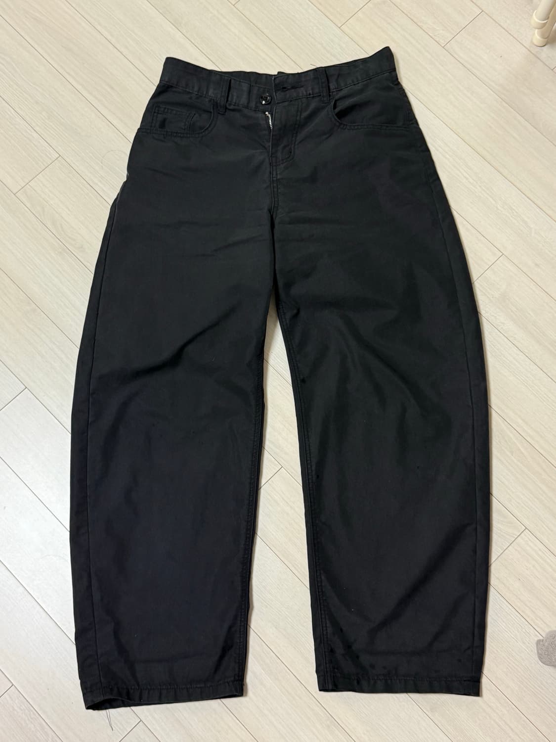 밀로아카이브 리플렉트 커브드 치노 팬츠 S 상품이미지1