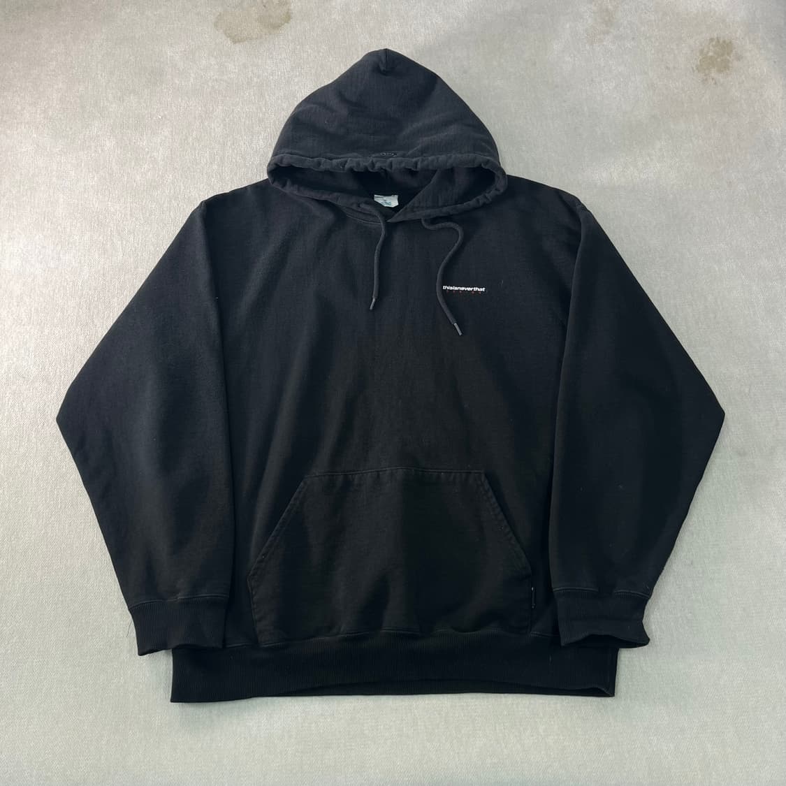 105 디스이즈네버댓 백로고 후드티 상품이미지2