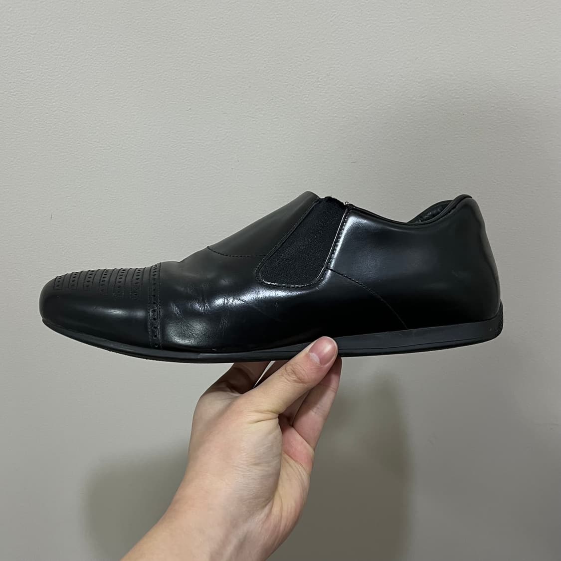 Prada Unique Loafers 상품이미지1