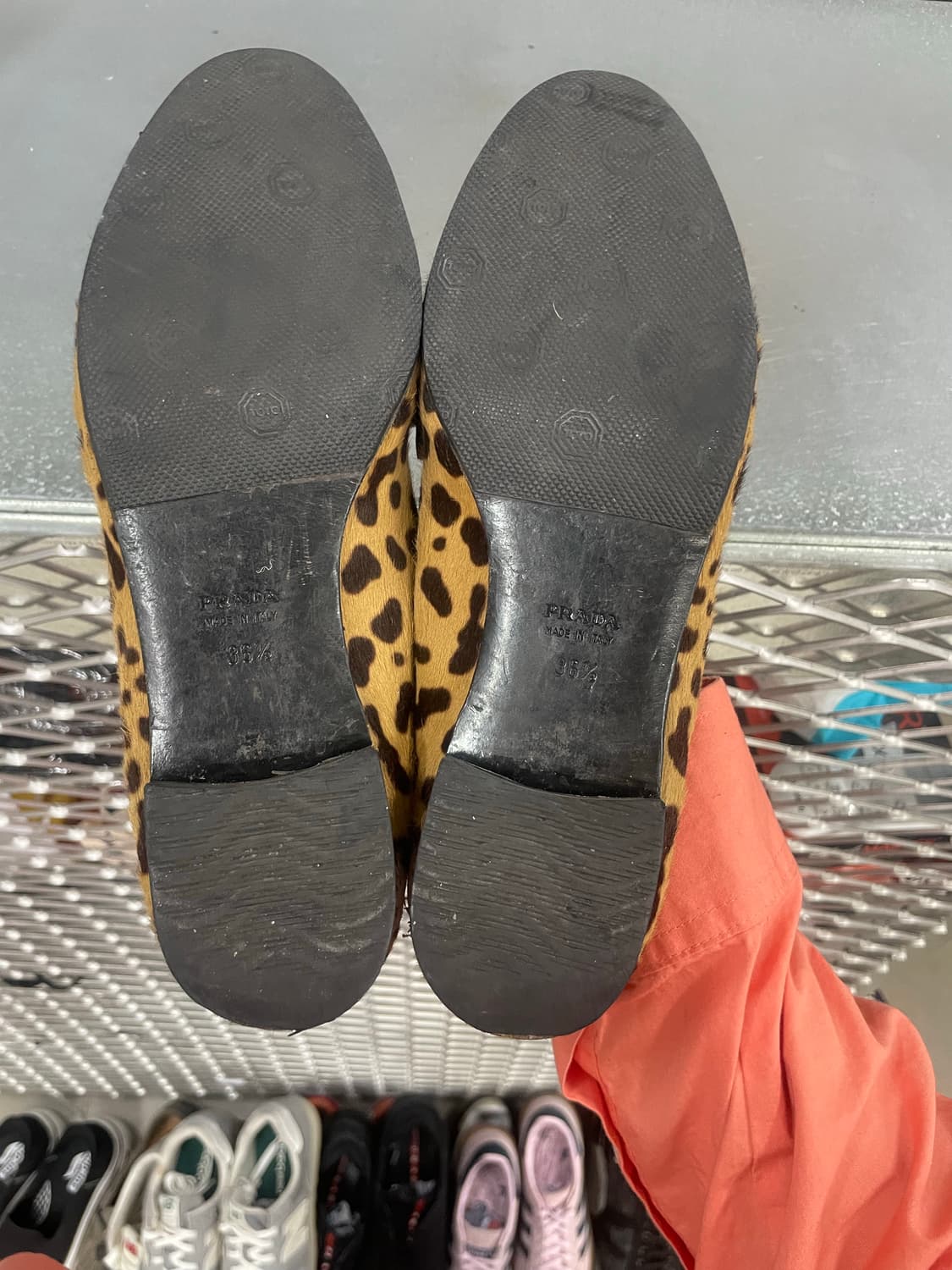 프라다 애니멀 프린트 로퍼 36.5 상품이미지6