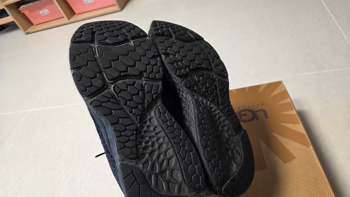 뉴발란스 880 프레쉬폼 X 트리플 블랙 상품이미지7