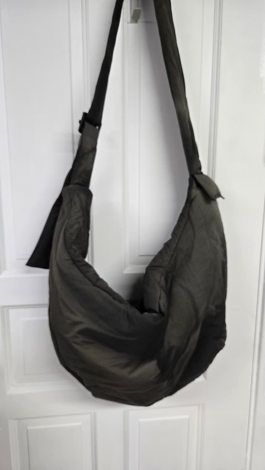 Jiyong Kim 지용킴 썬블리치드 슬링백 상품이미지2