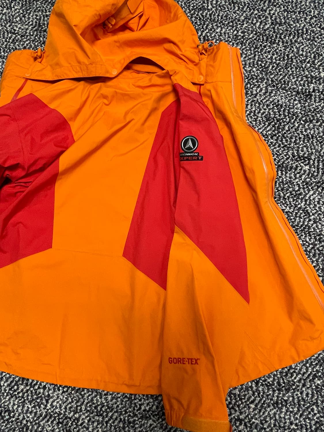 [단풍시즌] 코오롱스포츠 고어텍스 등산 자켓 95 size 상품이미지6