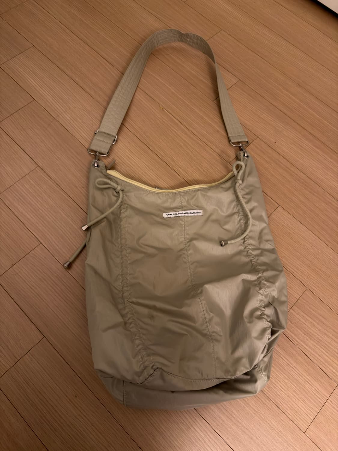 스컬프터 캔디 익스펜더블 크로스백 웻 올리브 상품이미지3