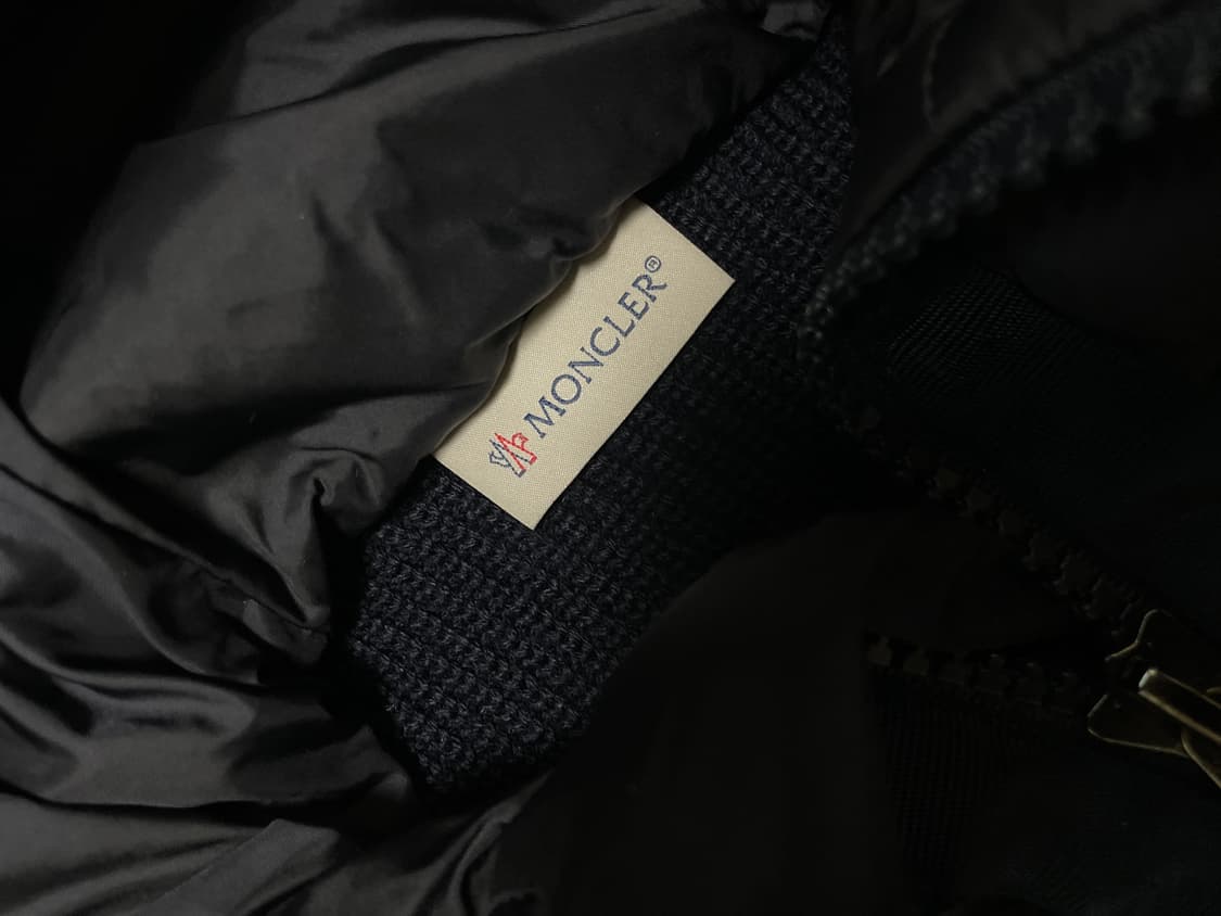 백화점판 [정품] 몽클레어 니트패딩 M 상품이미지3