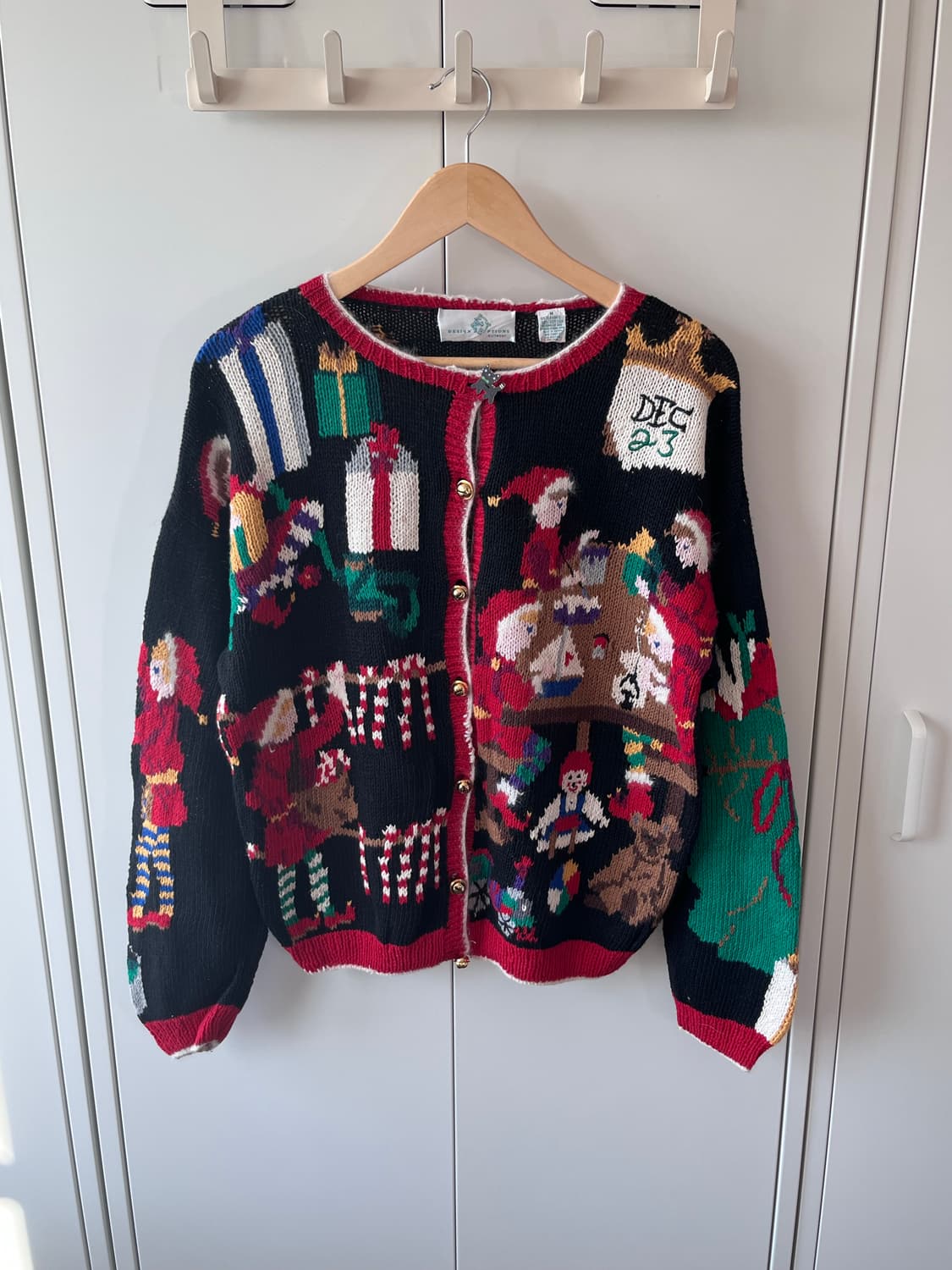 Design ptions 크리스마스 작업실 니트 가디건  상품이미지4