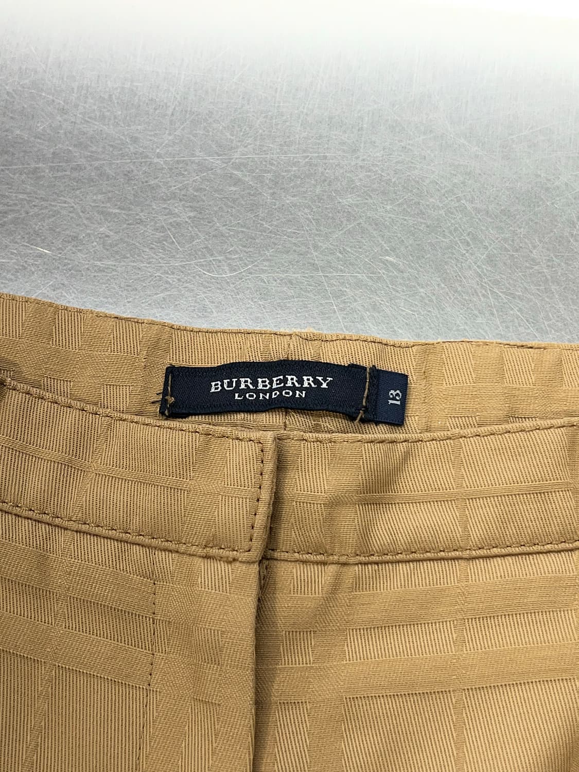 버버리 런던 베이지 체크 그라데이션 코튼 트라우저 상품이미지7