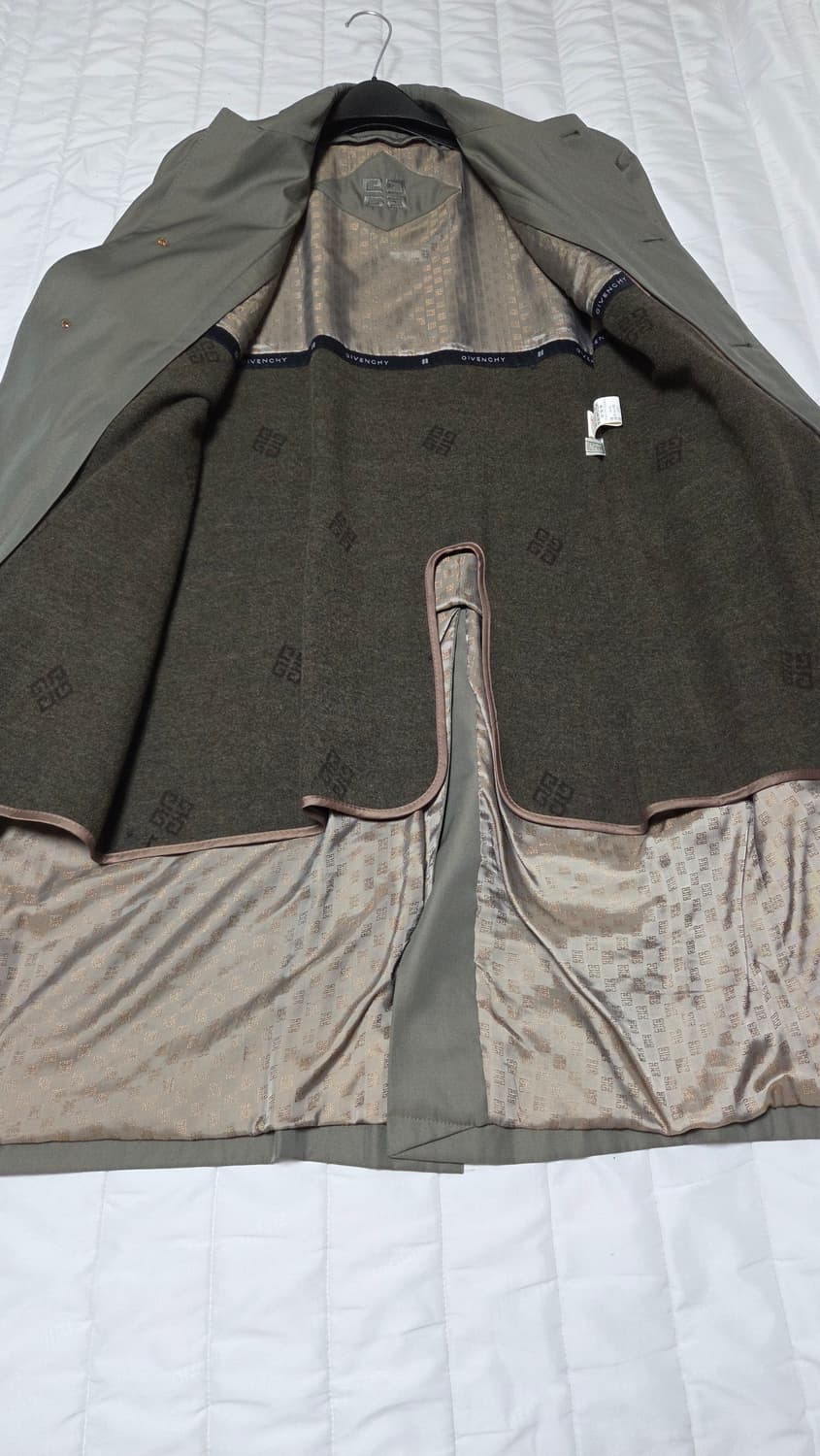 [57]지방시 울실크 싱글트렌치코트 울내피포함 올리브그린 약105 상품이미지3