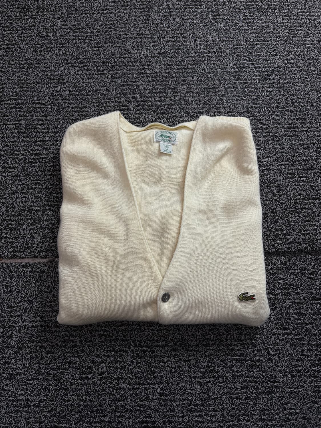 라코스테 자수로고 아카이브 미니멀 박시핏 가디건 1581 상품이미지1