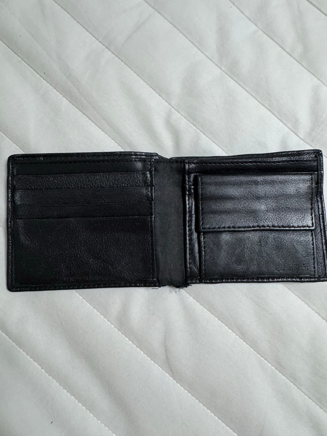 켈빈클라인 동전 반지갑 상품이미지2