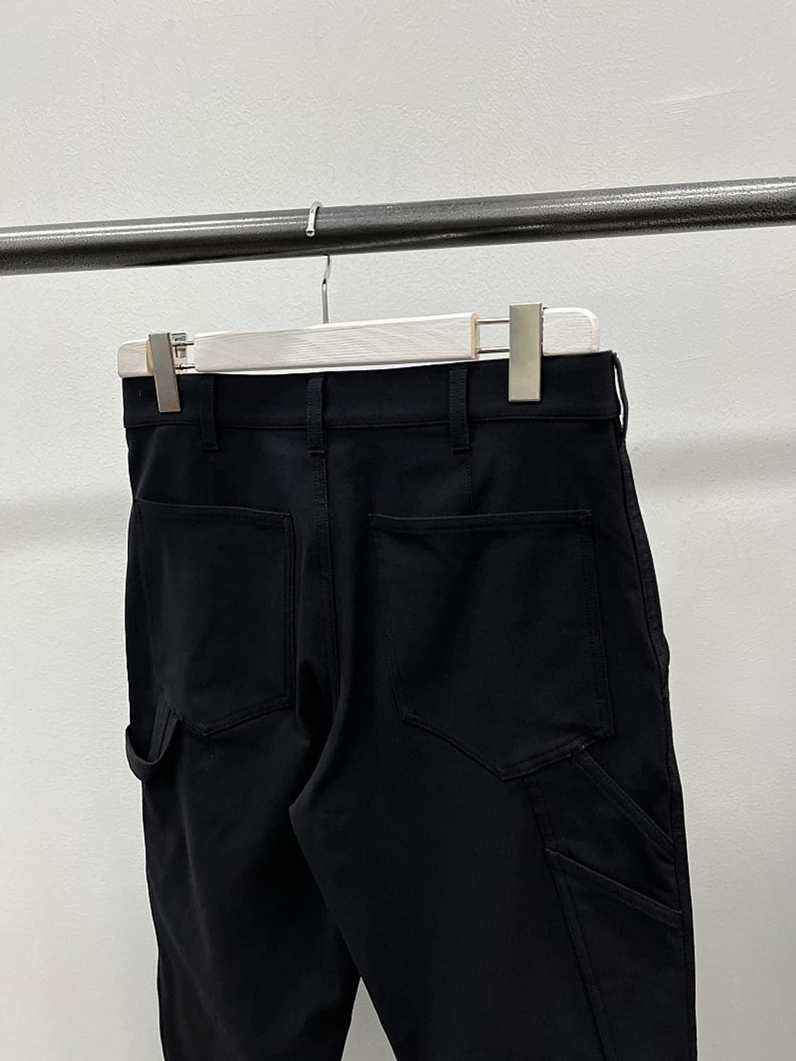 30) 띠어리 신형 카펜더 블랙팬츠 상품이미지4