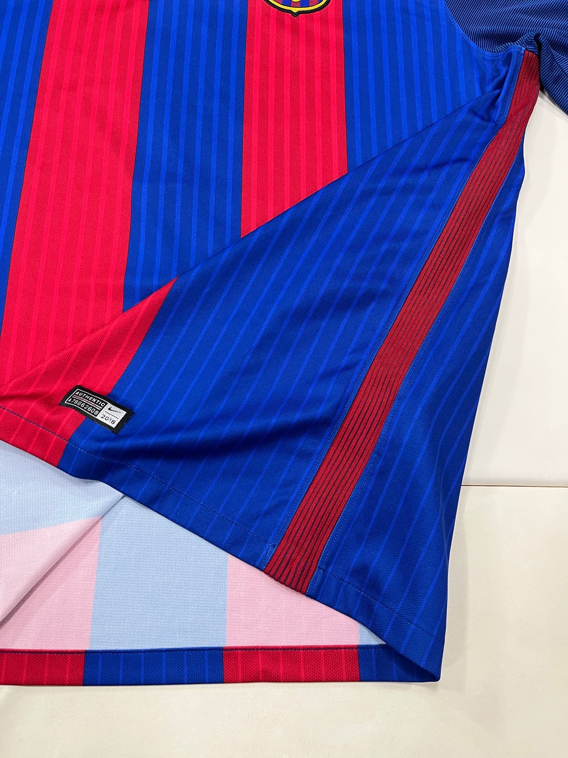 나이키 16-17 FC 바르셀로나 홈 루이스 수아레즈 상품이미지6