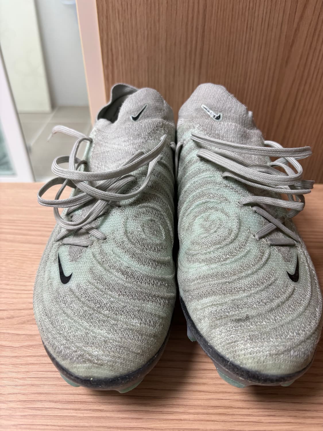 나이키 팬텀 GX 축구화 상품이미지1