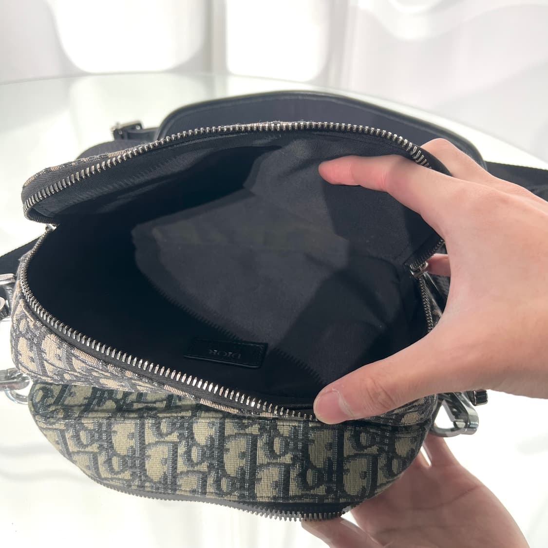 [정품] 디올 오블리크 사파리 메신저백  상품이미지7