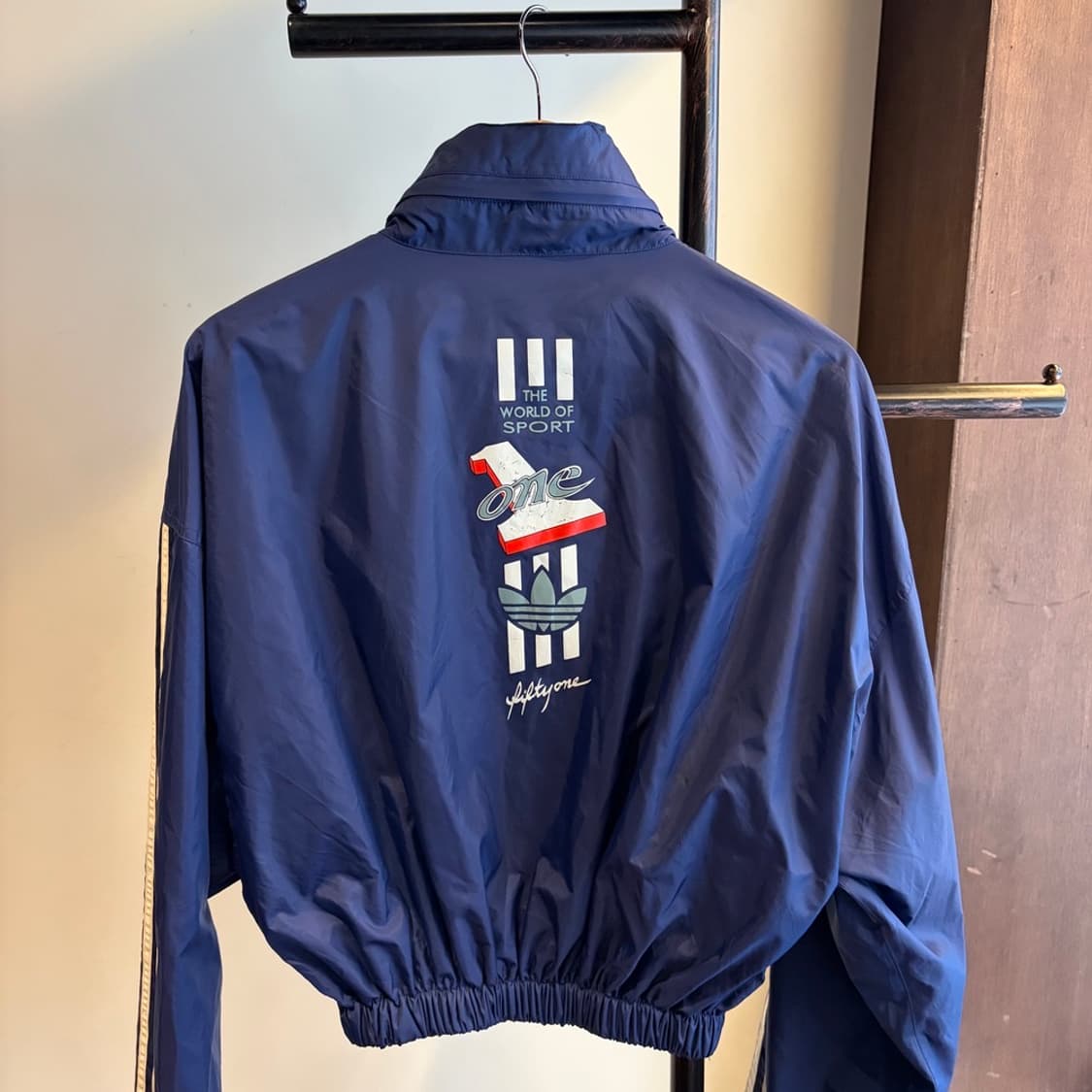 15235 - 아디다스 크롭 바람막이 자켓 상품이미지4